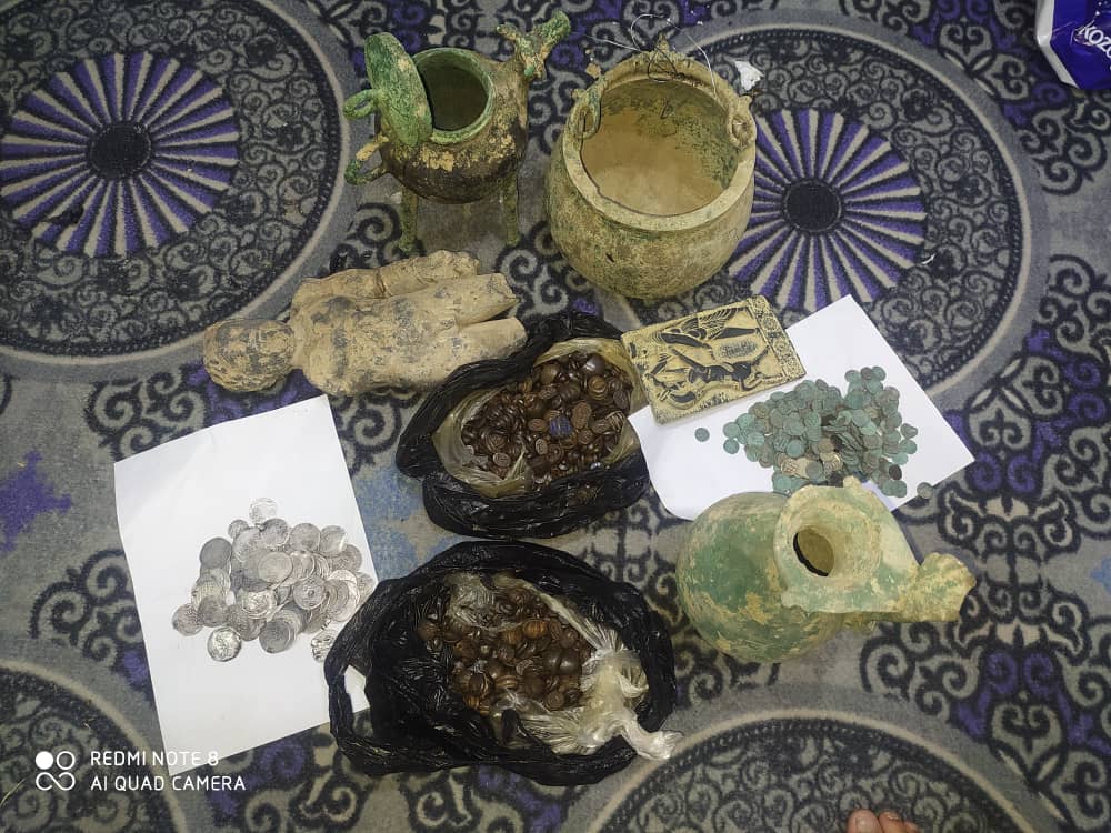 طالبان می‌گوید از قاچاق چند اثر باستانی در گمرک تورخم جلوگیری شد