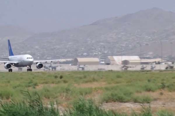 طالبان: په ۲۷ فعالو هوایي ډګرونو کې ۹ نړۍوال هوایي شرکتونه فعالیت لري