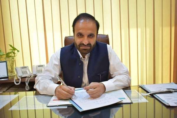 ناپېژاندو وسله والو په خیبر پښتونخوا کې د پاکستان د ټاکنو کمېسیون لوړپوړی چارواکی وژلی