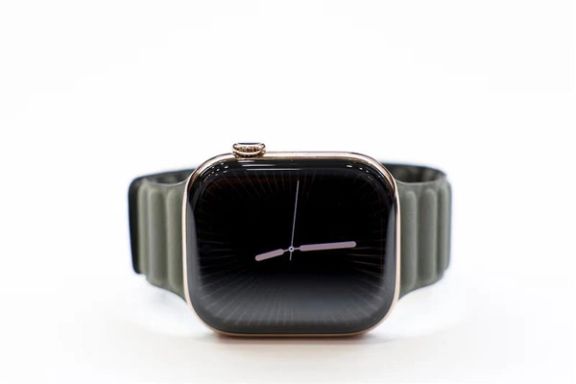 بهروزترین نسخه اپل واچ سری ۱۱ با بدنه تیتانیومی