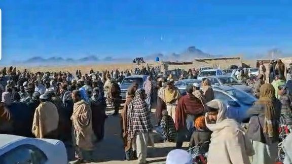 هلمند کې د نشه يي توکو قاچاق وړونکي د طالبانو خلاف په مظاهره راوتلي