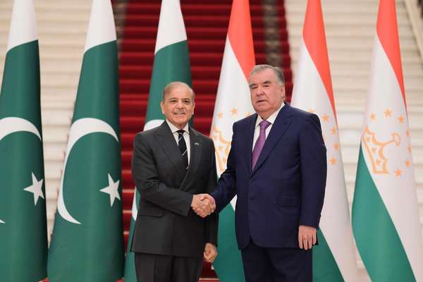 دیدار نخستوزیر پاکستان با رئیسجمهور تاجیکستان