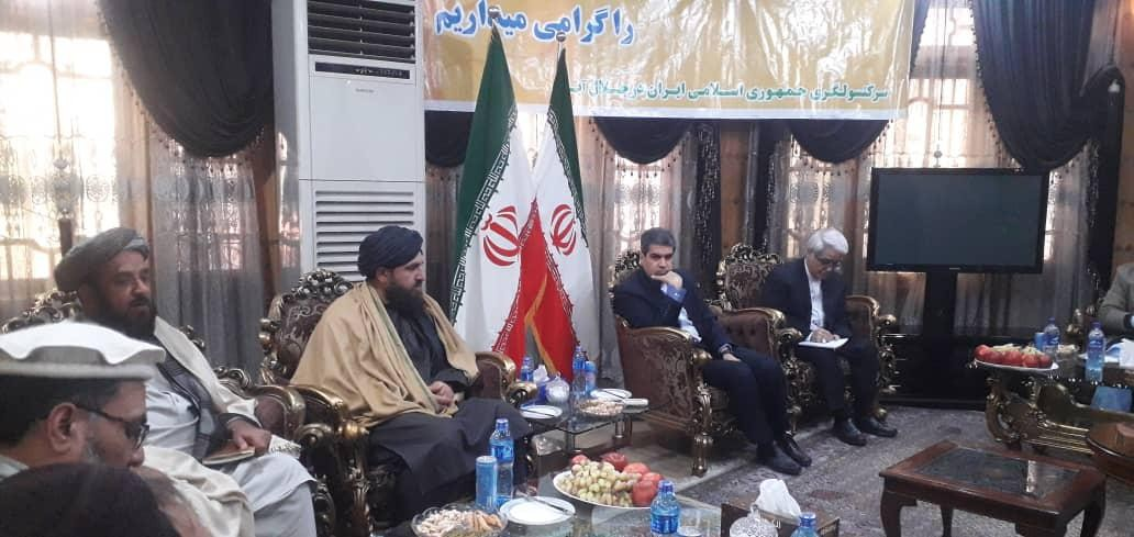 په ننګرهار کې د ایران قونسل: د افغان سوداګرو لپاره به ویزې اسانه او چټکې شي