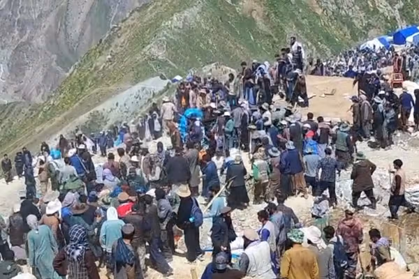 در پی درگیری طالبان با معترضان در شکی بدخشان دستکم «یک نفر کشته شد»