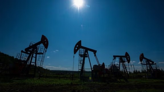 د ټرمپ د بندیزونو په لړ کې؛ هند یو ځل بیا له روسي شرکتونو څخه خام تېل پېرلي