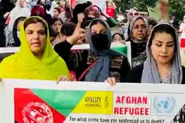 اعتراض فعالان افغان در اسلامآباد علیه اخراج مهاجران وارد سومین روز شد
