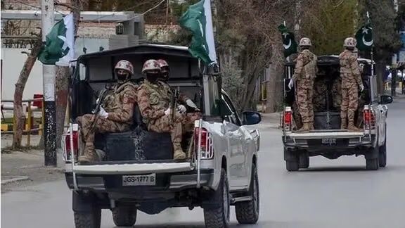 یک زن و دو کودک در برخورد هاوان به خانه‌ای در منطقه مرزی پاکستان با افغانستان کشته شدند