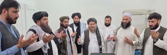 طالبانو د کونړ په روغتون کې د ښځو جراحي څانګه له ښځو پرته پرانیسته