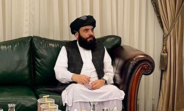 سهیل شاهین د امریکا د بهرنیو چارو وزیر ته خبرداری ورکړ چې طالبان دې نه ګواښي