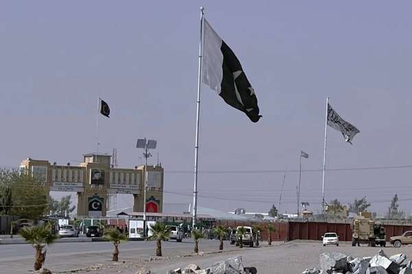 ایا پاکستان د افغانستان نظام بدلولی شي؟