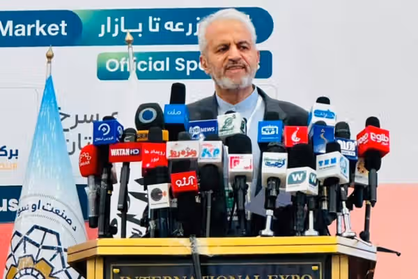 بیکدلي: ایران د افغانستان په ټولو اقتصادي پروګرامونو کې فعاله ونډه لري