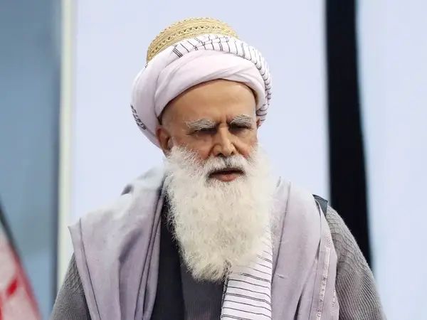 توصیه سیاف به طالبان: برای حل مشکلات اقدام کنید، فردا شانسی ندارید