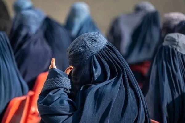 الأمم المتحدة: طالبان تقترب من إقامة مجتمع بلا نساء