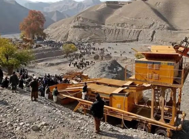 طالبان تقول إنها تقوم باستخراج أكثر من 200 منجم في أفغانستان