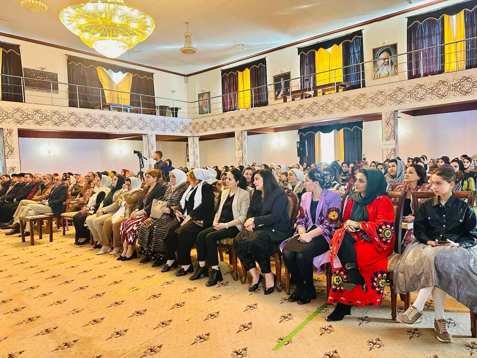 سفیر افغانستان در دوشنبه: طالبان نسبت به بومی‌های جنگل آمازون ذهنیت عقب‌مانده‌تر دارند