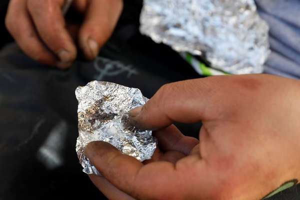 مطالعه جدید: والدین یک چهارم کودکان در امریکا دچار اختلال سوءمصرف مواد مخدرند