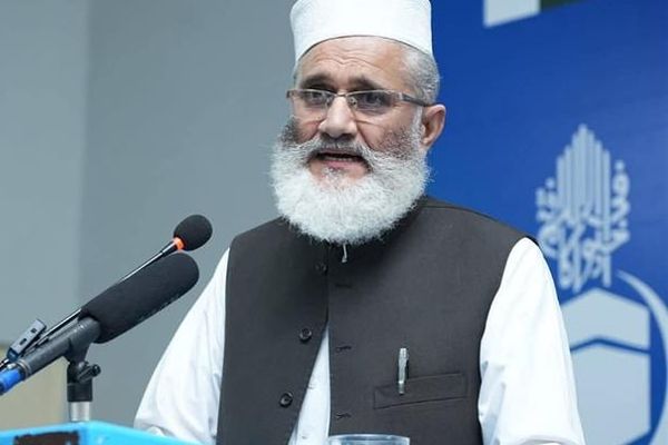 سراجالحق: د افغانستان او پاکستان ترمنځ د کړکېچ زیاتوالی د خطر زنګ دی