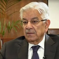 خواجه اصف: زموږ تش لاس راستنېدل دا ثابتوي چې ان منځګړي هم نور له افغانستانه ناهیلي دي