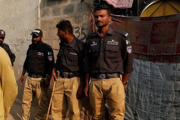 دهها مهاجر افغان در جریان بازرسیهای خانهبهخانه پولیس راولپندی بازداشت شدند