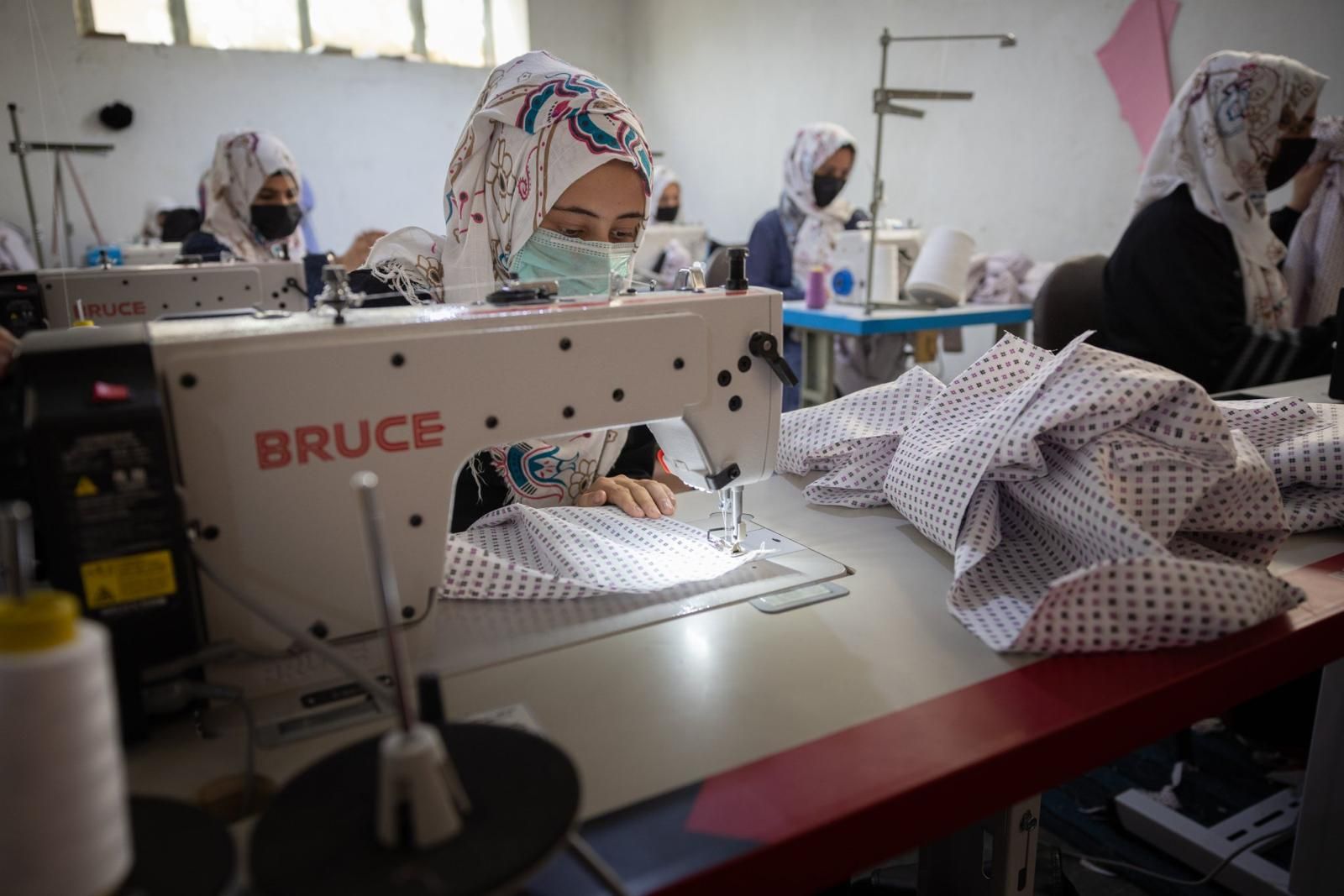 سازمان بین‌المللی مهاجرت: برای بیش از هزار زن در افغانستان فرصت شغلی ایجاد کردیم