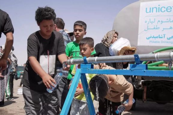 د سره صلیب کمېټه: له ایرانه راستانه شوي افغان ماشومان له ناروغیو او بشري ناورین سره مخ دي