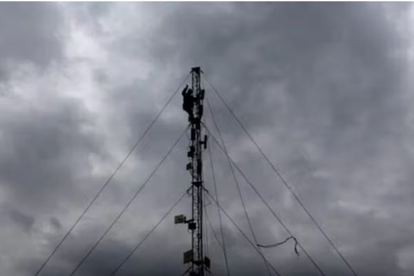 UN Urges Taliban To Restore Internet Access Immediately