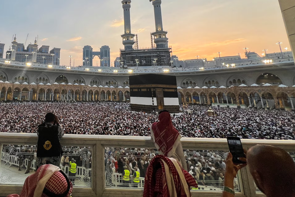 د مسلمانانو نړیوالې ټولنې پر مکې او مدینې د حوثیانو بریدونه وغندل
