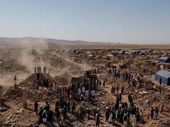 صلیب سرخ: آسیبدیدگان زلزله هرات هنوز هم نیاز فوری به سرپناه دارند