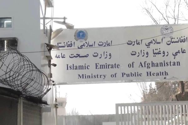 افغانستان کې د خصوصي روغتونونو ادعاوې او نیوکې؛ د خدمتونو پراختیا که تجارتي چلند؟