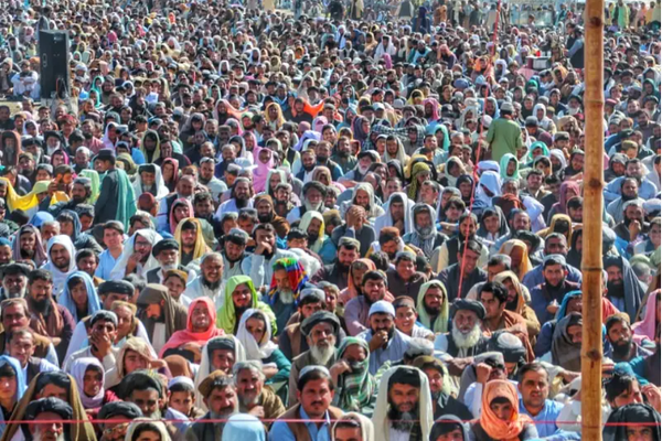 Pakistani Police Warns Protestors In Chaman To End Sit-in Due to Security Issues