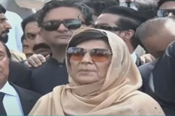 د عمران خان خور: ګواښونه کیږي چې عمران خان به په زندان کې له منځه یووړل شي