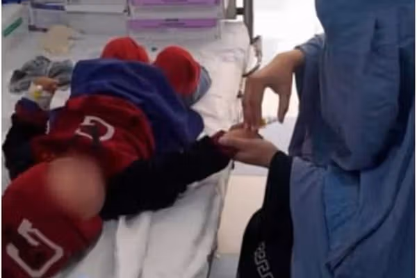 طالبانو په ۲۰۲۵ کال کې په افغانستان کې څه تازه محدودیتونه ولګول؟