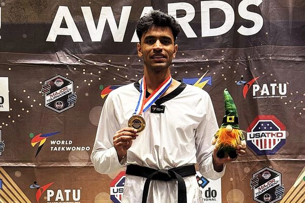 فرزاد منصوری با درخشش در رقابتهای تکواندو آزاد امریکا مدال طلا کسب کرد