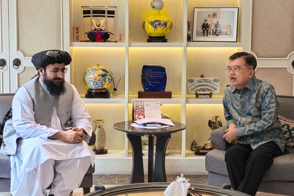 په اندونیزیا کې د طالبانو سفیر پر افغانستان د پاکستان بریدونه د «اسلامي اصولو» خلاف ګڼلي