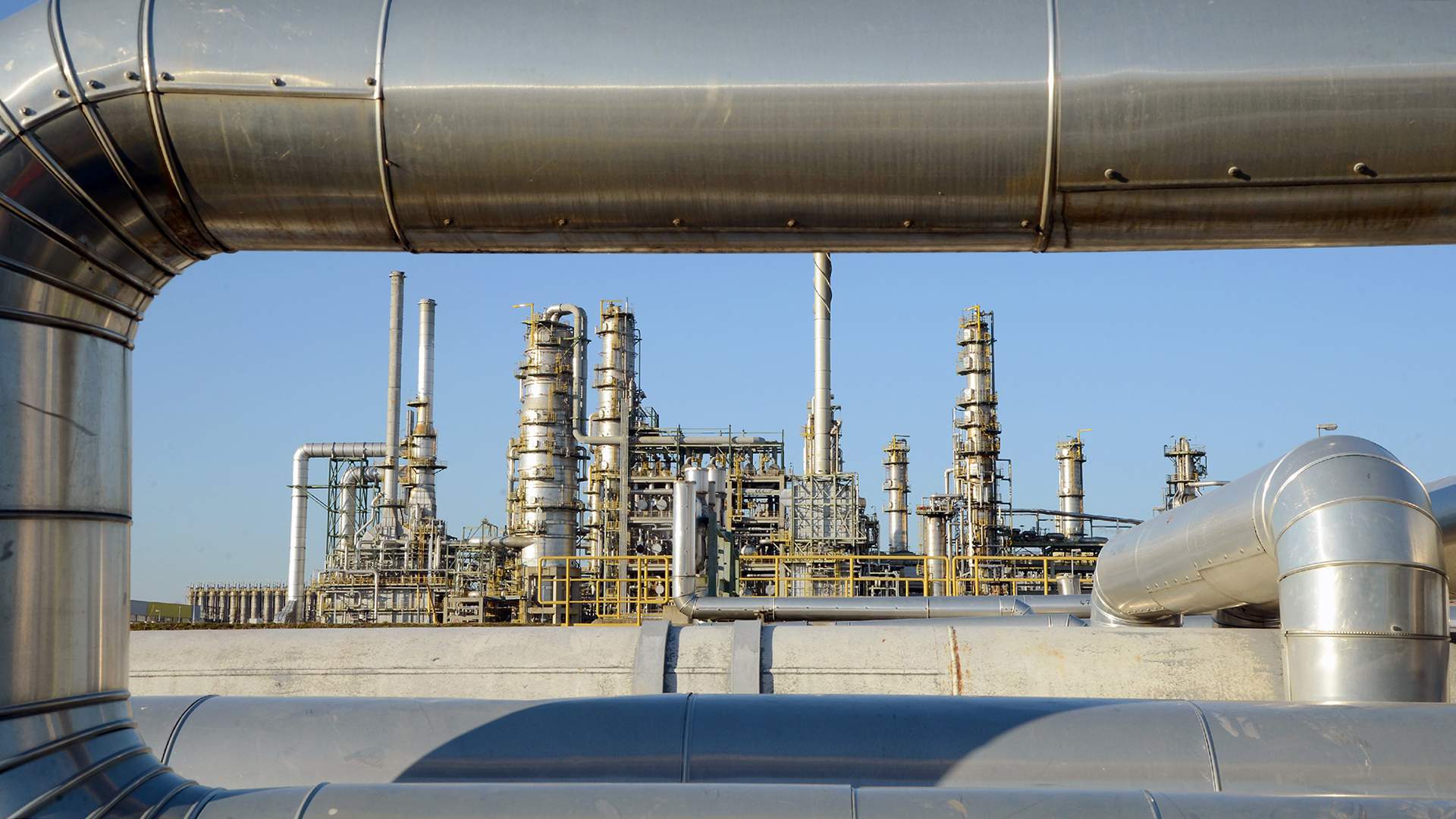 مرکز تجارت روسیه: طالبان می‌خواهد سالانه دو میلیون تُن مواد سوختی از روسیه بخرد