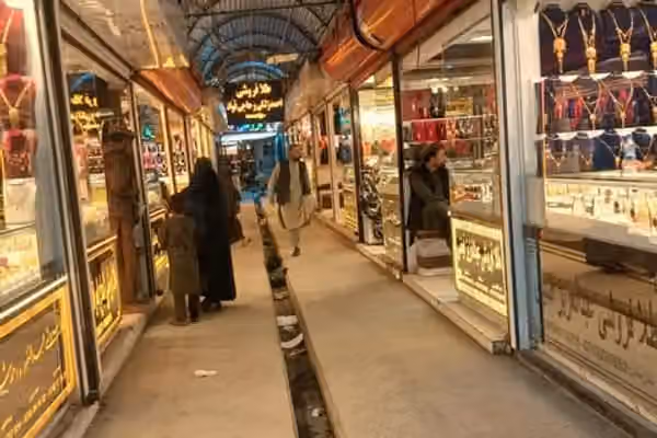 شهرداری طالبان در فیضآباد از صدها دکاندار خواست بازار را تخلیه کنند