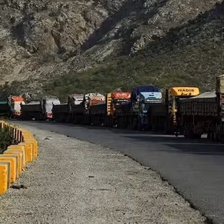 پر ډیورنډ تړلې لارې؛ د خیبر پښتونخوا عواید ۵۳ سلنه کم شوي