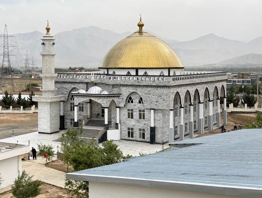 طالبانو په میدان وردګو کې میلیون ډالري‌ جومات جوړ کړ