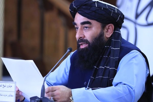 Taliban Spokesperson Warns Pak Against Seeking Control Over Taliban Rule