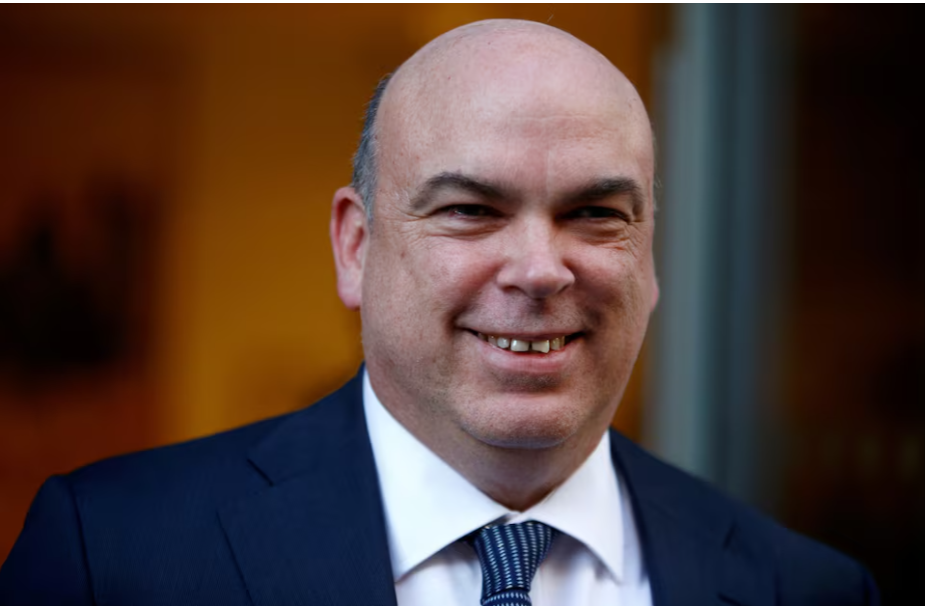 یک میلیاردر بریتانیایی پس از غرق شدن قایق‌‌ حامل او در سواحل ایتالیا ناپدید شده است