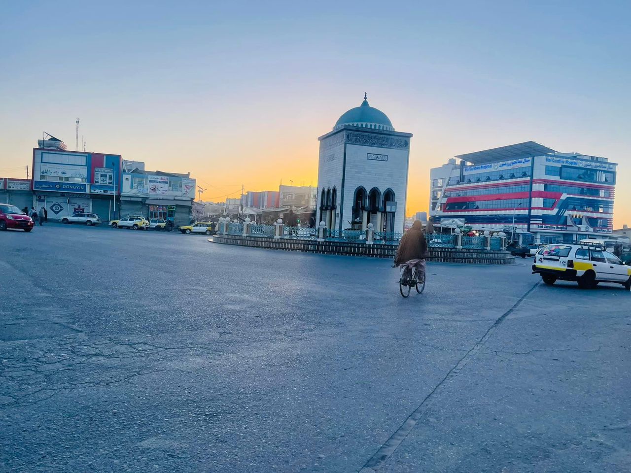 کندهار، هرات او فراه ولایتونو کې درې کسان وژل شوي او درې نور ټپیان دي