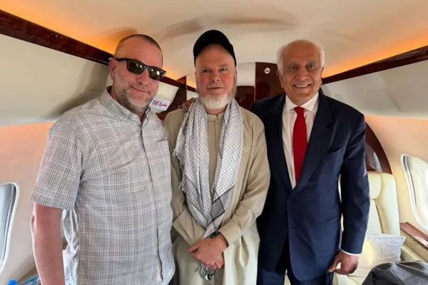 طالبان وايي ګوانتانامو کې د بندي رحیم افغاني زوی د امریکا حکومت ته لیک استولی