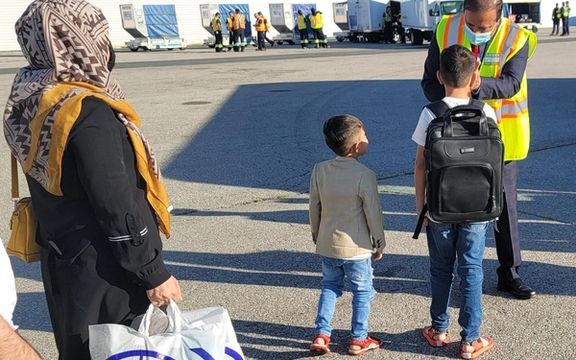 وزیر مهاجرت کانادا روز جمعه از انتقال بیش از ۳۳۰ پناهجوی افغان از پاکستان به کشورش خبر داد