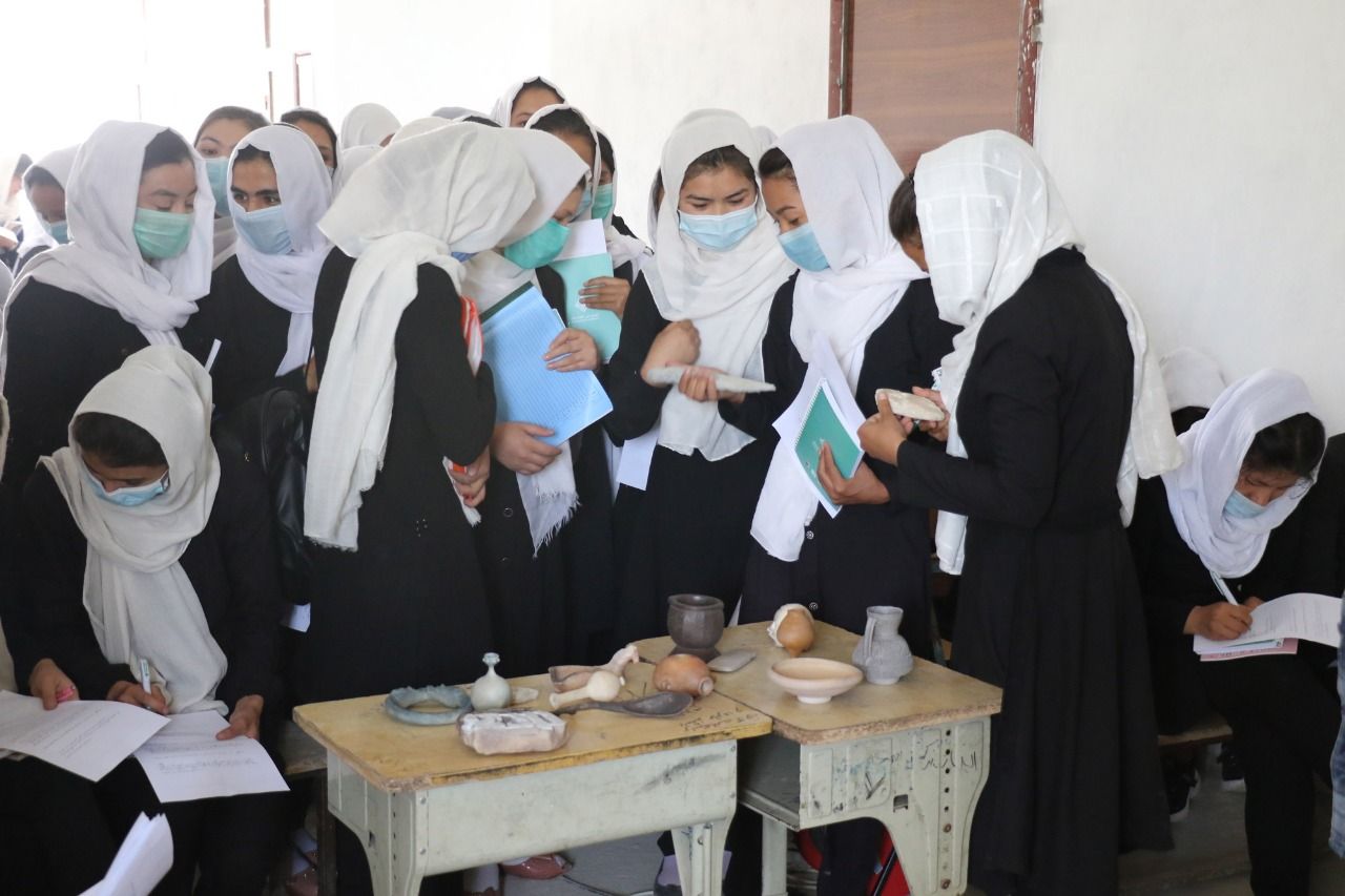 سرپرست پیشین وزارت صحت عامه برای دختران دوره‌های آموزشی آنلاین برگزار می‌کند 