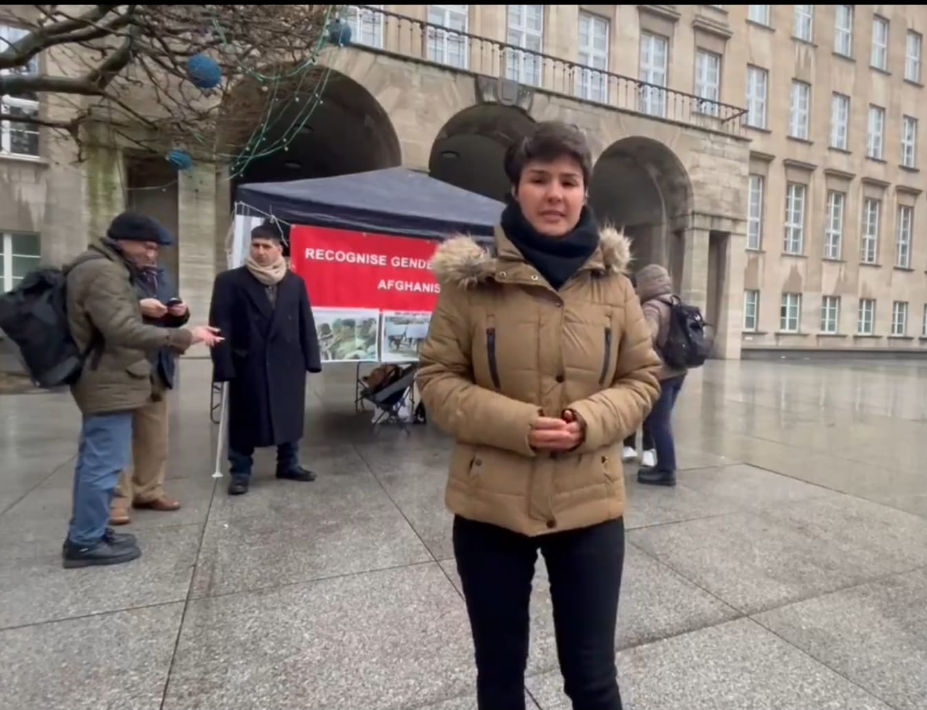 فعالان معترض: طالبان به بهانه‌های مختلف زنان را زندانی و شکنجه می‌کنند