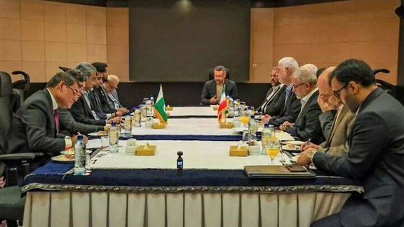 اسکندر مومني: د ایران او پاکستان ځیني سرحدي لارې به ۲۴ساعته خلاصې وي