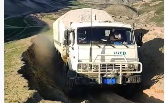 برنامه جهانی غذا: به دلیل کمبود بودجه ۷ میلیون نفر در افغانستان از کمکها محروم میشوند