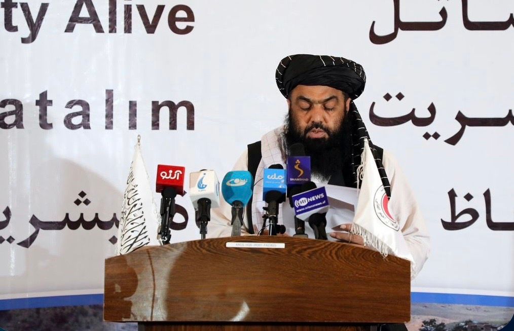 مولوي عبدالکبیر: د بندیزونو له امله اقتصادي وضعیت پیچلی شوی او زموږ فعالیتونه محدود شوي