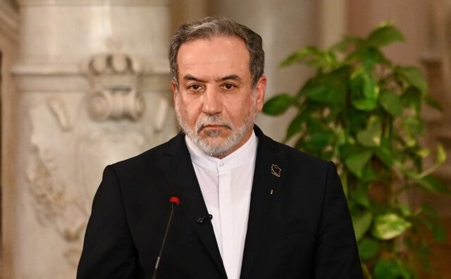 د ایران بهرنیو چارو وزیر: په افغانستان کې باید ټول خلک د خپل برخلیک د ټاکلو حق ولري