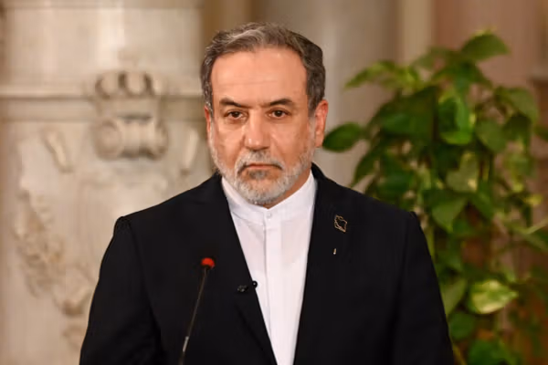 د ایران بهرنیو چارو وزیر: په افغانستان کې باید ټول خلک د خپل برخلیک د ټاکلو حق ولري